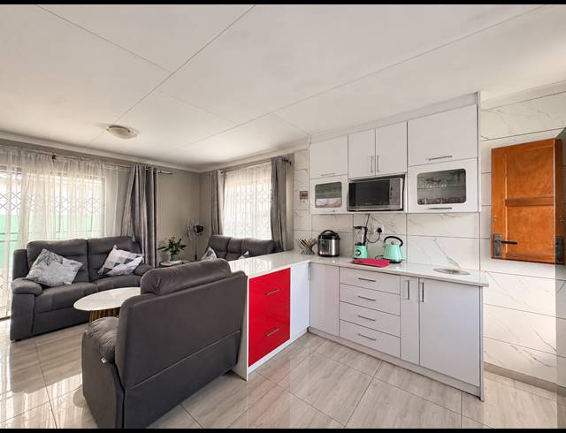 3 BEDROOM HOUSE FOR SALE IN WINDMILL PARK